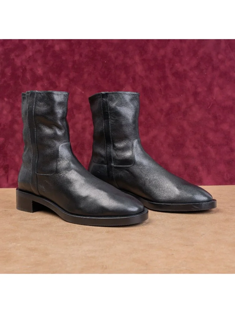 Stuart Weitzman Women Sadie Slip Black Leather Modern Western Boots size 9.5